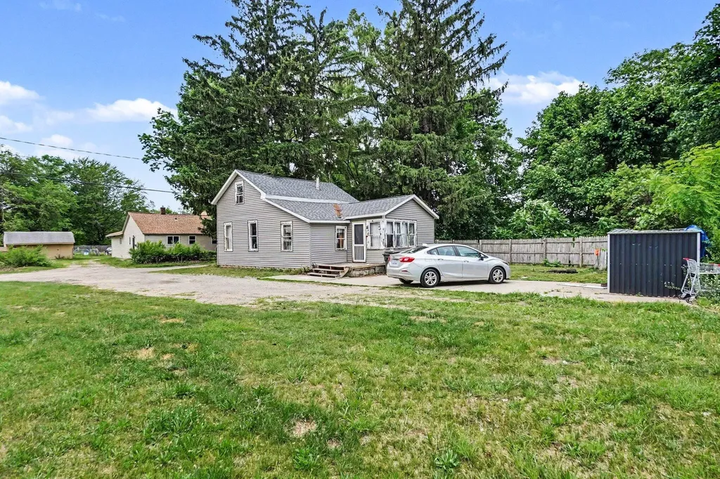 760 Scott Street Muskegon City MI 49442
