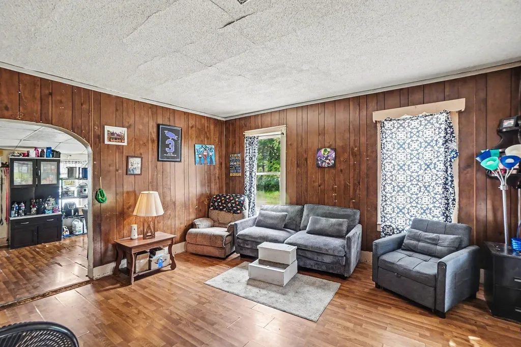 760 Scott Street Muskegon City MI 49442