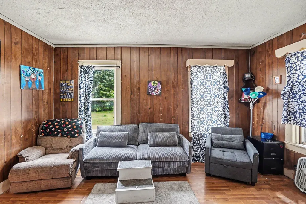 760 Scott Street Muskegon City MI 49442