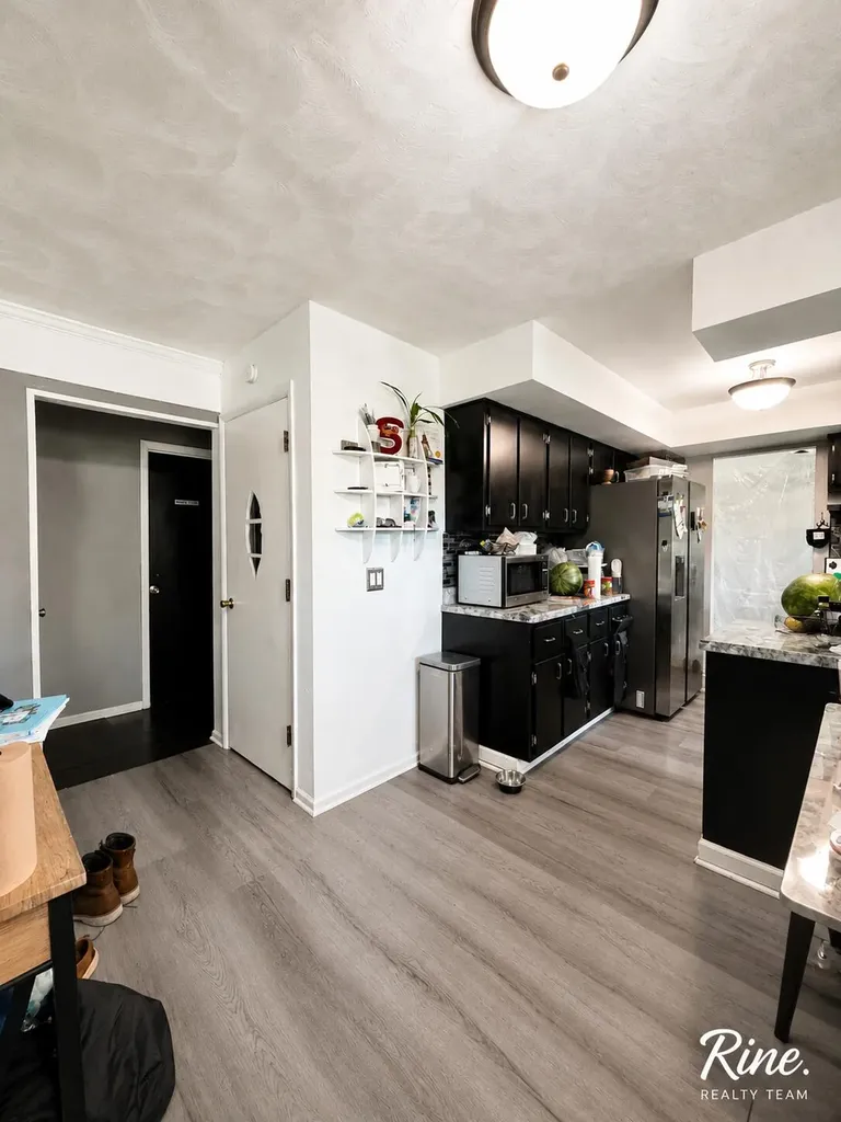 2709 Belaire Drive Lansing City MI 48911