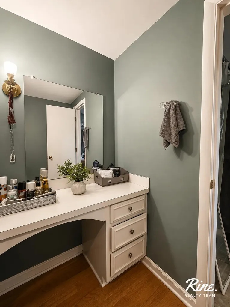 2709 Belaire Drive Lansing City MI 48911