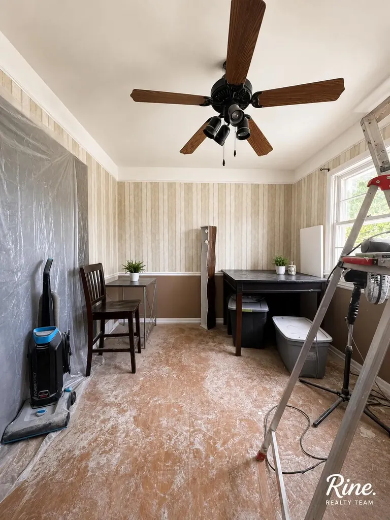 2709 Belaire Drive Lansing City MI 48911