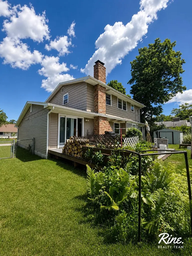 2709 Belaire Drive Lansing City MI 48911