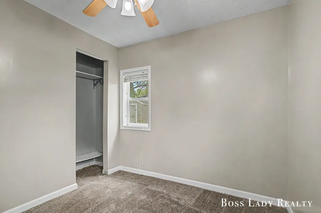 1220 Beechwood Street NE Grand Rapids City MI 49505