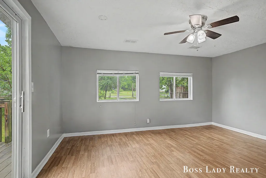 1220 Beechwood Street NE Grand Rapids City MI 49505