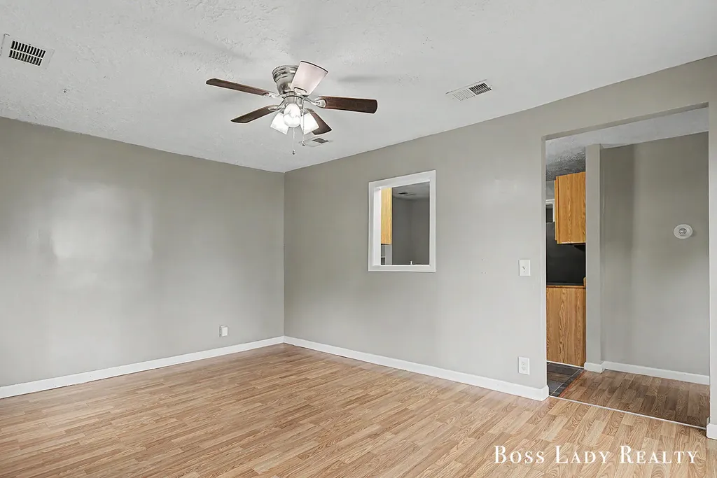 1220 Beechwood Street NE Grand Rapids City MI 49505