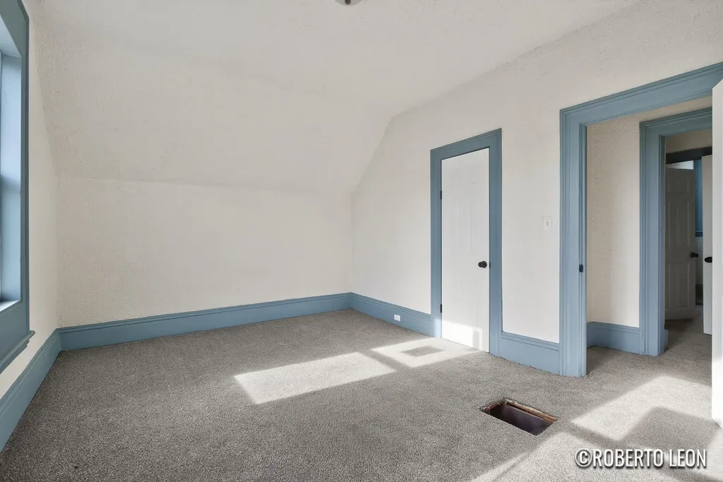 1380 Sanford Street Muskegon City MI 49441