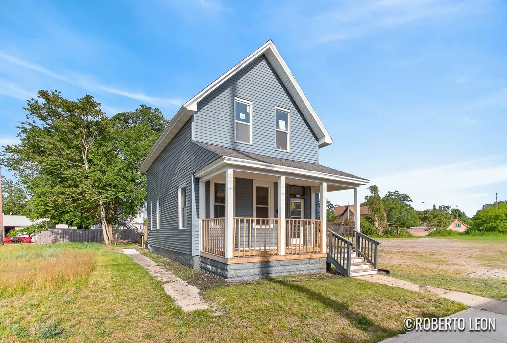 1380 Sanford Street Muskegon City MI 49441