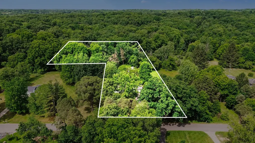 7475 Thornapple River Drive SE Caledonia Township MI 49316