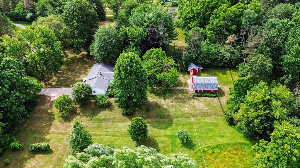 7475 Thornapple River Drive SE Caledonia Township MI 49316