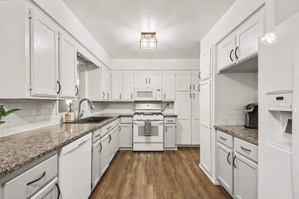7475 Thornapple River Drive SE Caledonia Township MI 49316