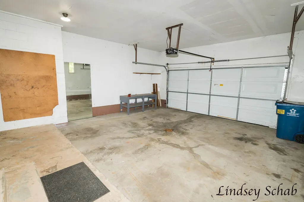3243 Royal Oak Road Roosevelt Park City MI 49441