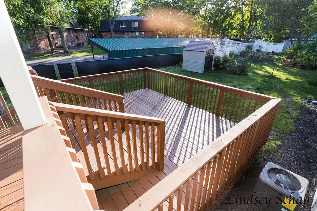 3243 Royal Oak Road Roosevelt Park City MI 49441