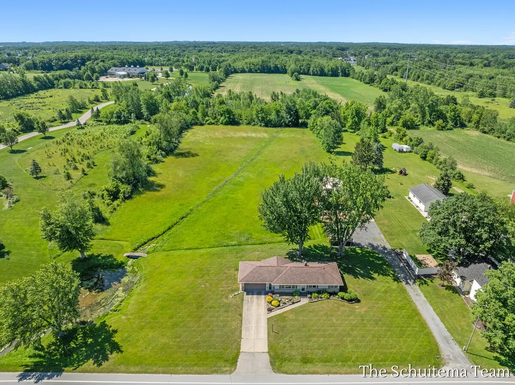 4526 Bauer Road Georgetown Charter Township MI 49426