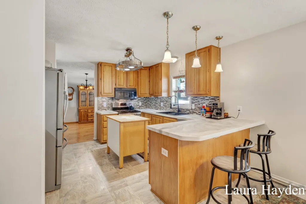 6859 Paradise Park Boston Township MI 48881