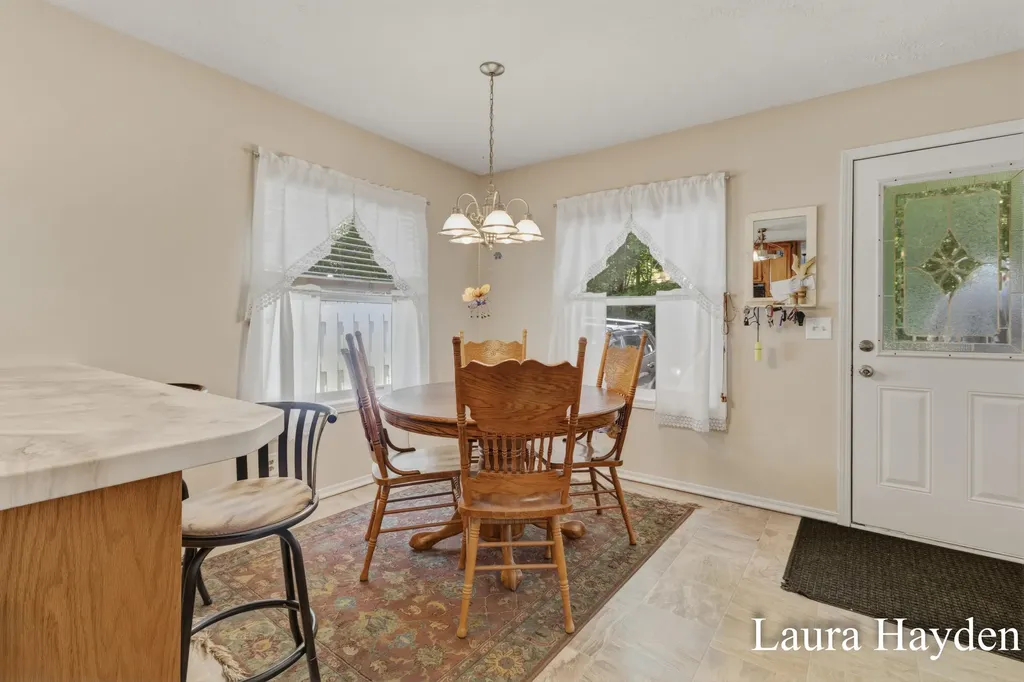 6859 Paradise Park Boston Township MI 48881