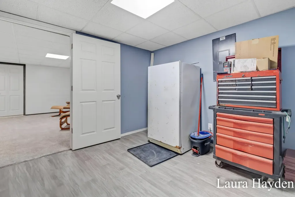 6859 Paradise Park Boston Township MI 48881