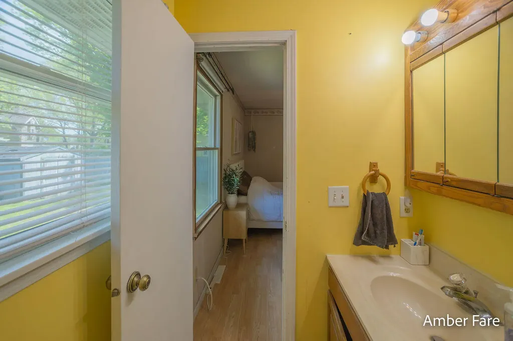 1508 Hendrick Road Norton Shores City MI 49441