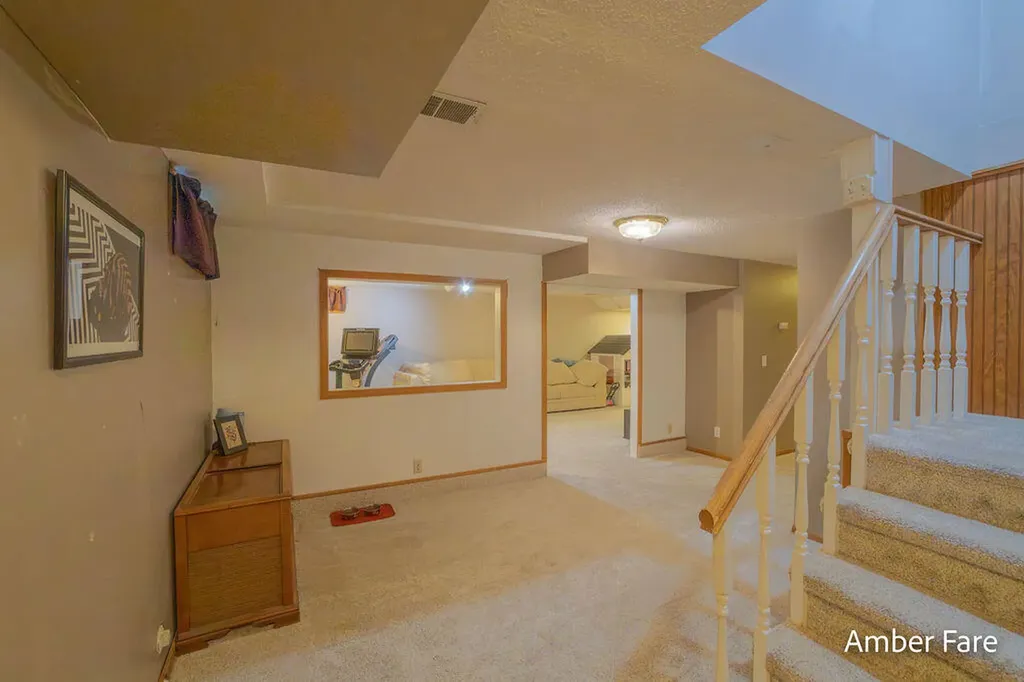 1508 Hendrick Road Norton Shores City MI 49441