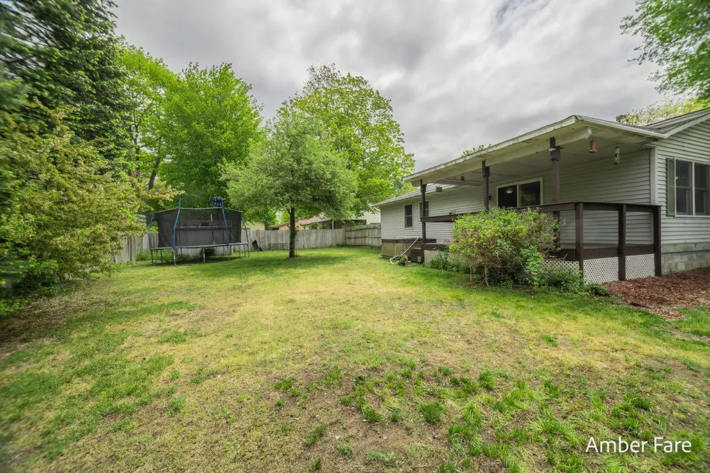 1508 Hendrick Road Norton Shores City MI 49441