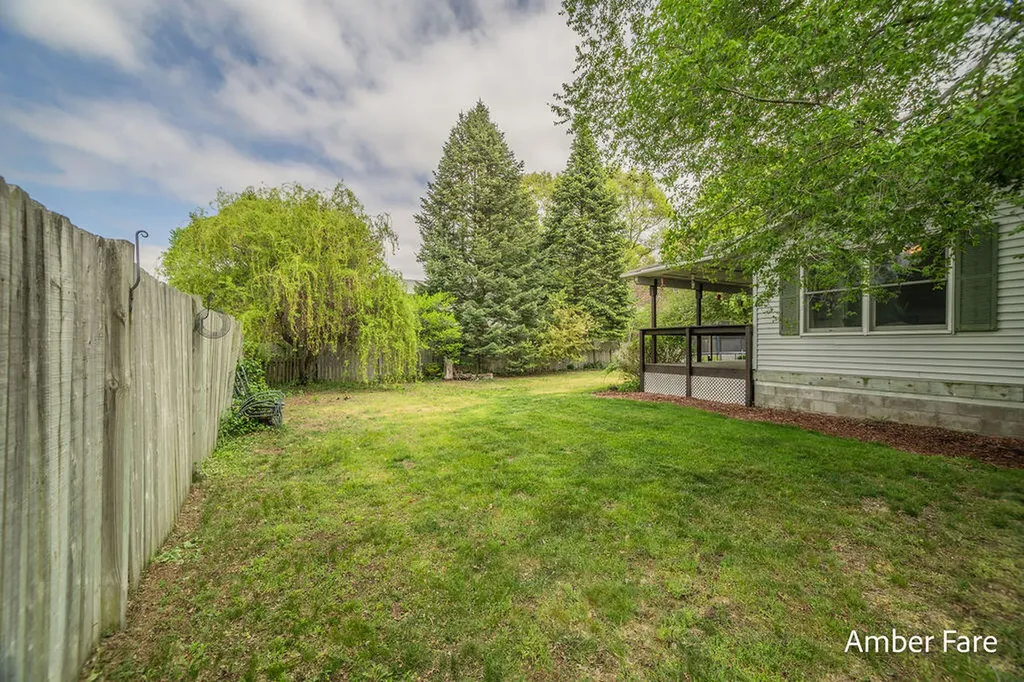 1508 Hendrick Road Norton Shores City MI 49441