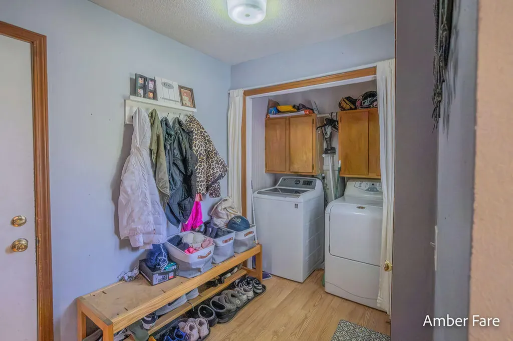 1508 Hendrick Road Norton Shores City MI 49441