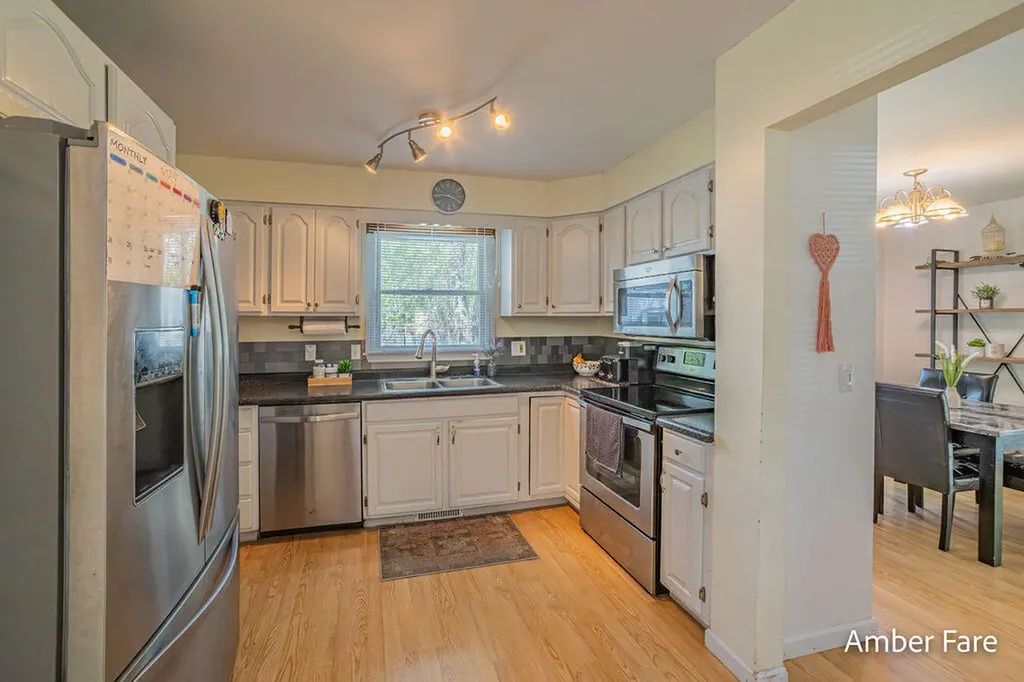 1508 Hendrick Road Norton Shores City MI 49441