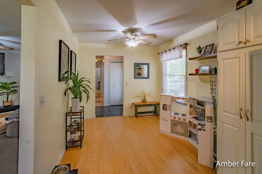 1508 Hendrick Road Norton Shores City MI 49441