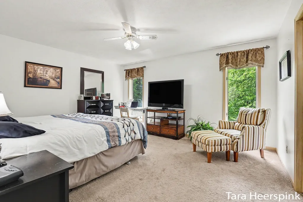 6237 Arroyo Vista Drive NE Cannon Township MI 49341