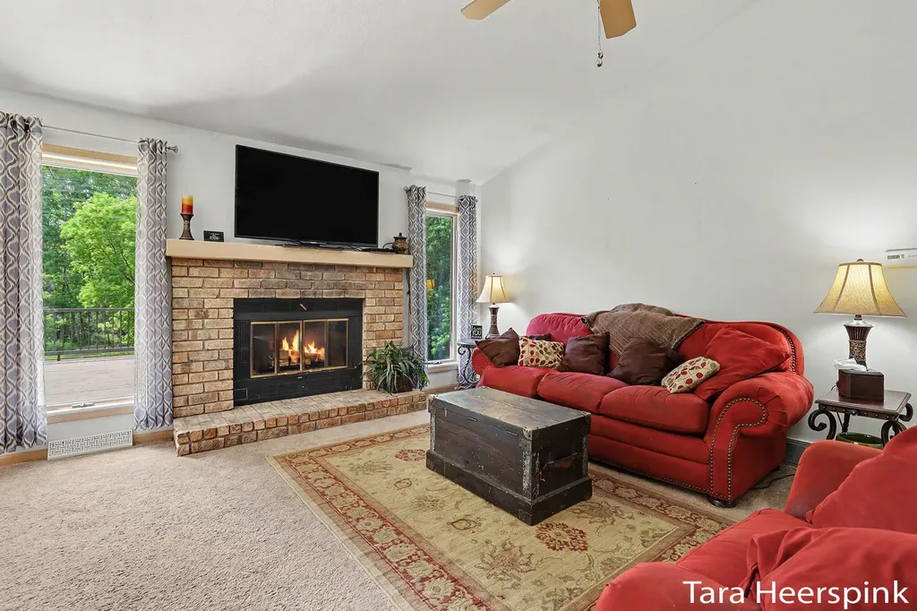 6237 Arroyo Vista Drive NE Cannon Township MI 49341