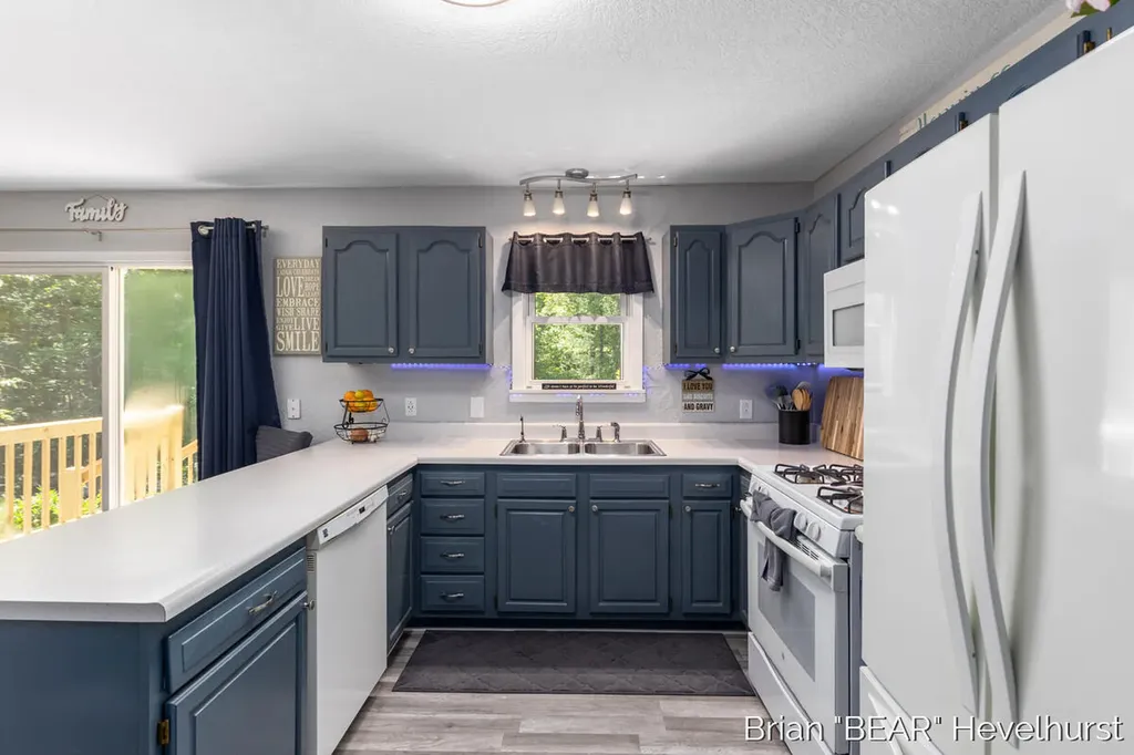 18249 8 Mile Road Mecosta Township MI 49346