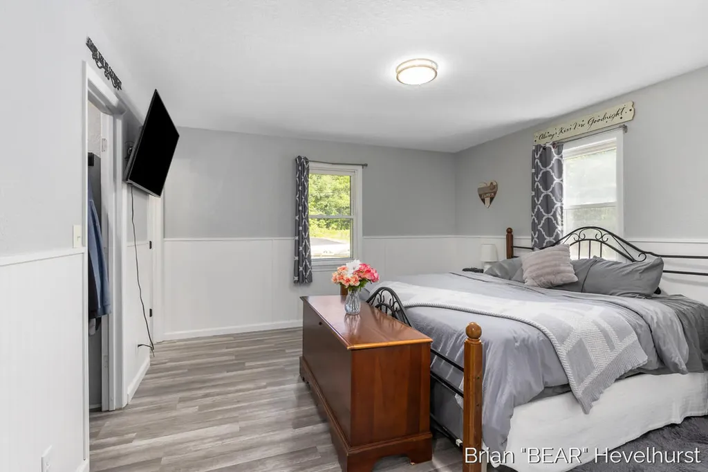 18249 8 Mile Road Mecosta Township MI 49346