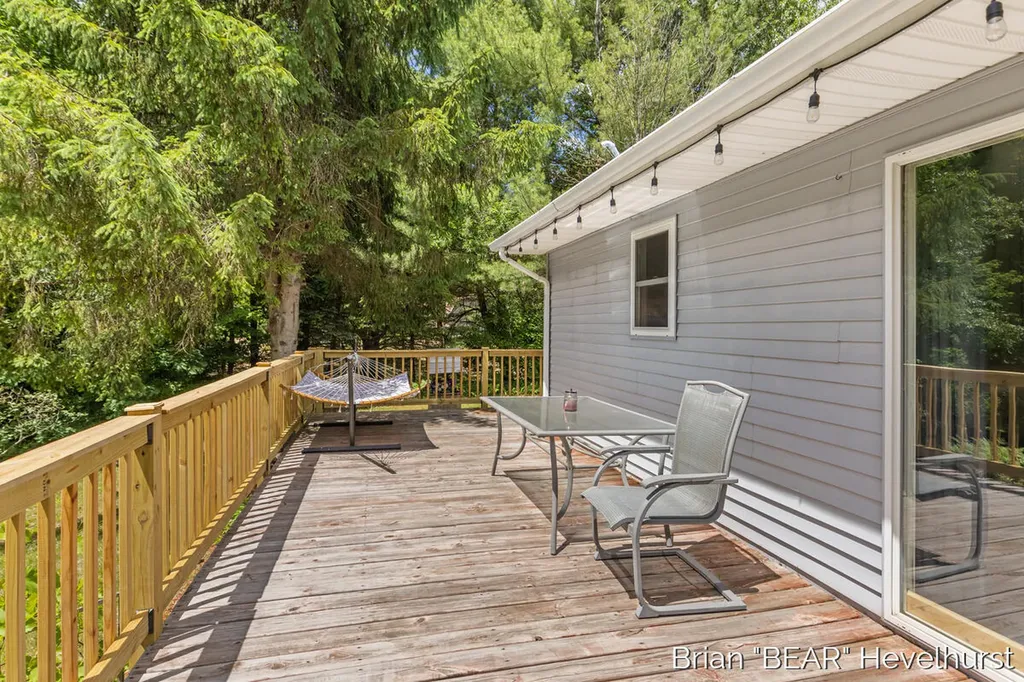 18249 8 Mile Road Mecosta Township MI 49346