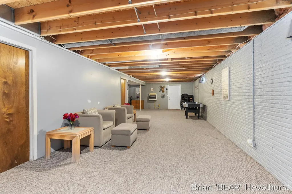 18249 8 Mile Road Mecosta Township MI 49346