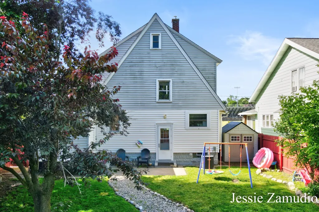 947 Lyon Street NE Grand Rapids City MI 49503
