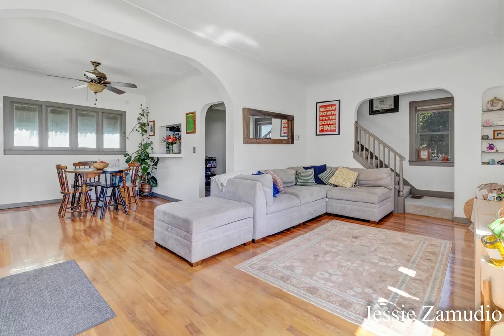947 Lyon Street NE Grand Rapids City MI 49503