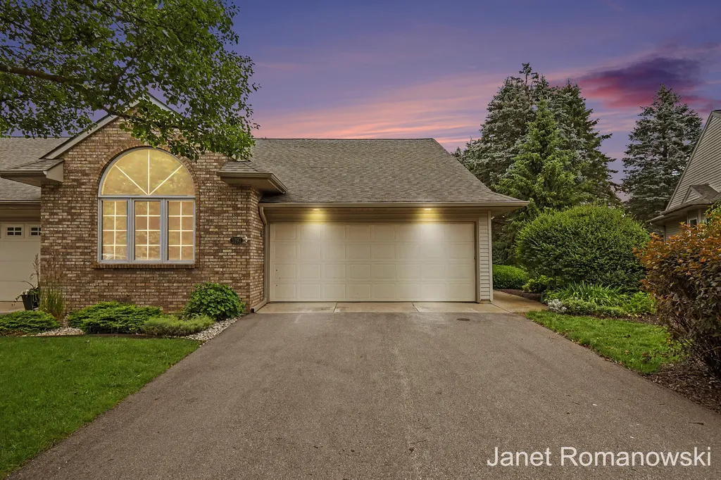 1297 Gleneagle Place Georgetown Charter Township MI 49426