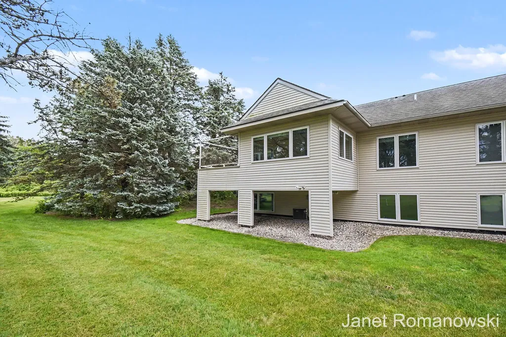 1297 Gleneagle Place Georgetown Charter Township MI 49426