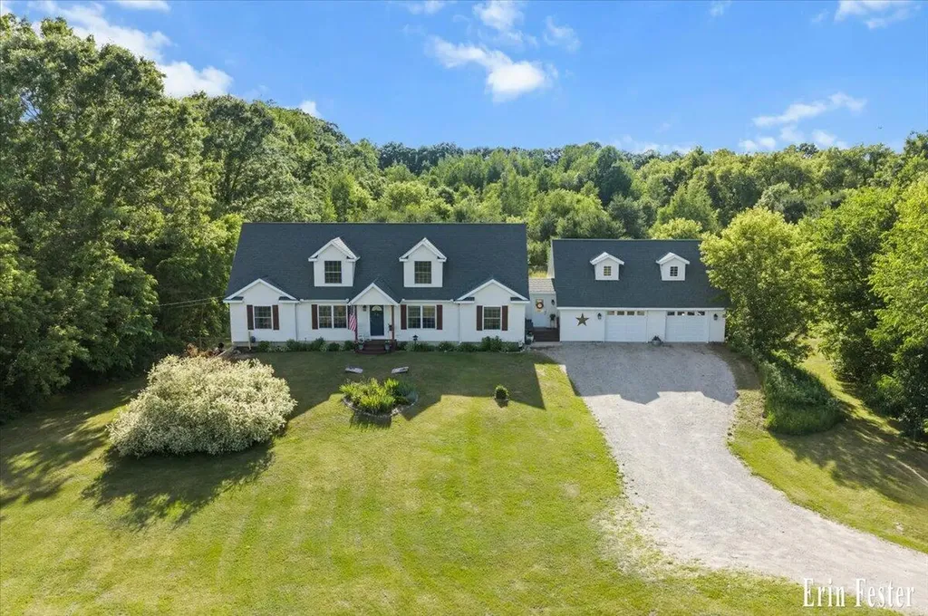 8355 Nugent Avenue NE Grattan Township MI 49341