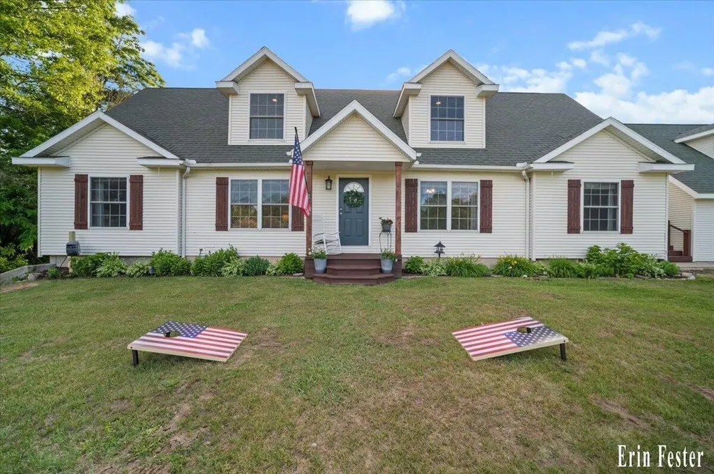 8355 Nugent Avenue NE Grattan Township MI 49341