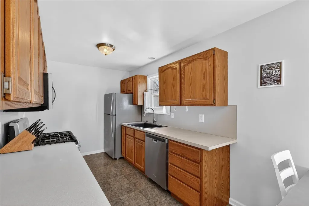 4401 Edgemont Drive SW Wyoming City MI 49519