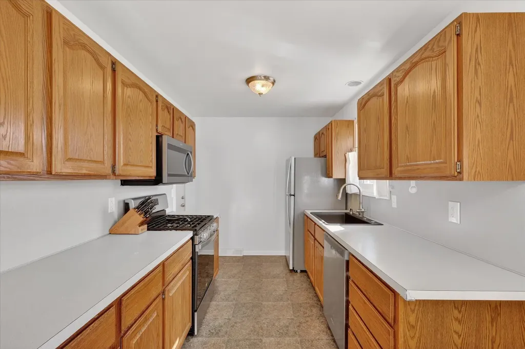 4401 Edgemont Drive SW Wyoming City MI 49519