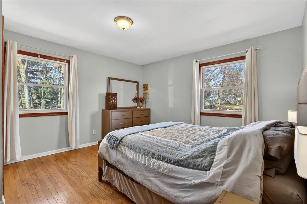 4401 Edgemont Drive SW Wyoming City MI 49519