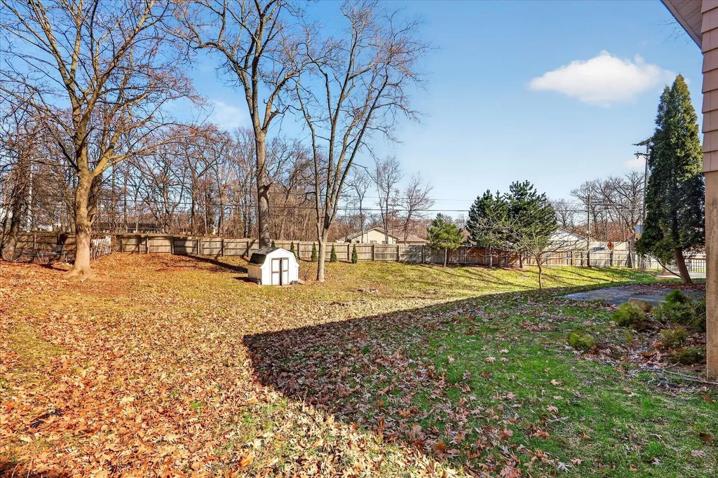 4401 Edgemont Drive SW Wyoming City MI 49519