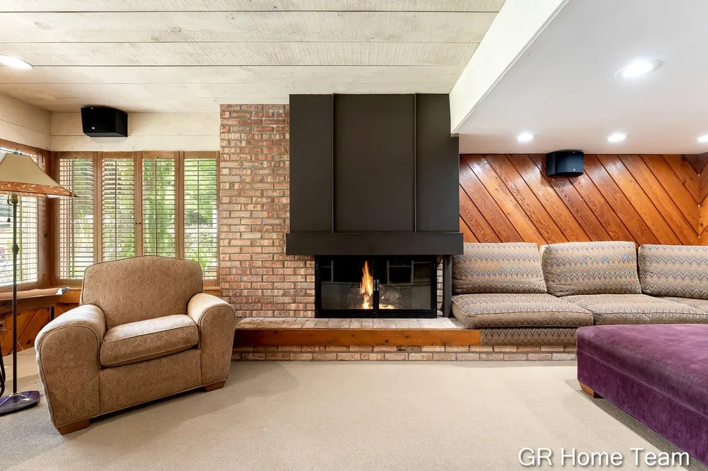 410 W South Street Greenville City MI 48838