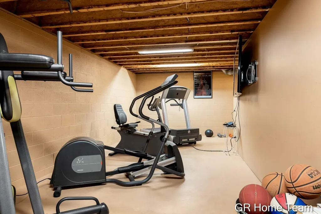 410 W South Street Greenville City MI 48838