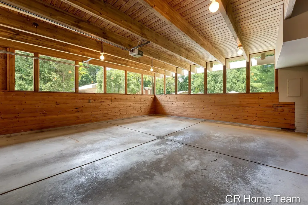 410 W South Street Greenville City MI 48838
