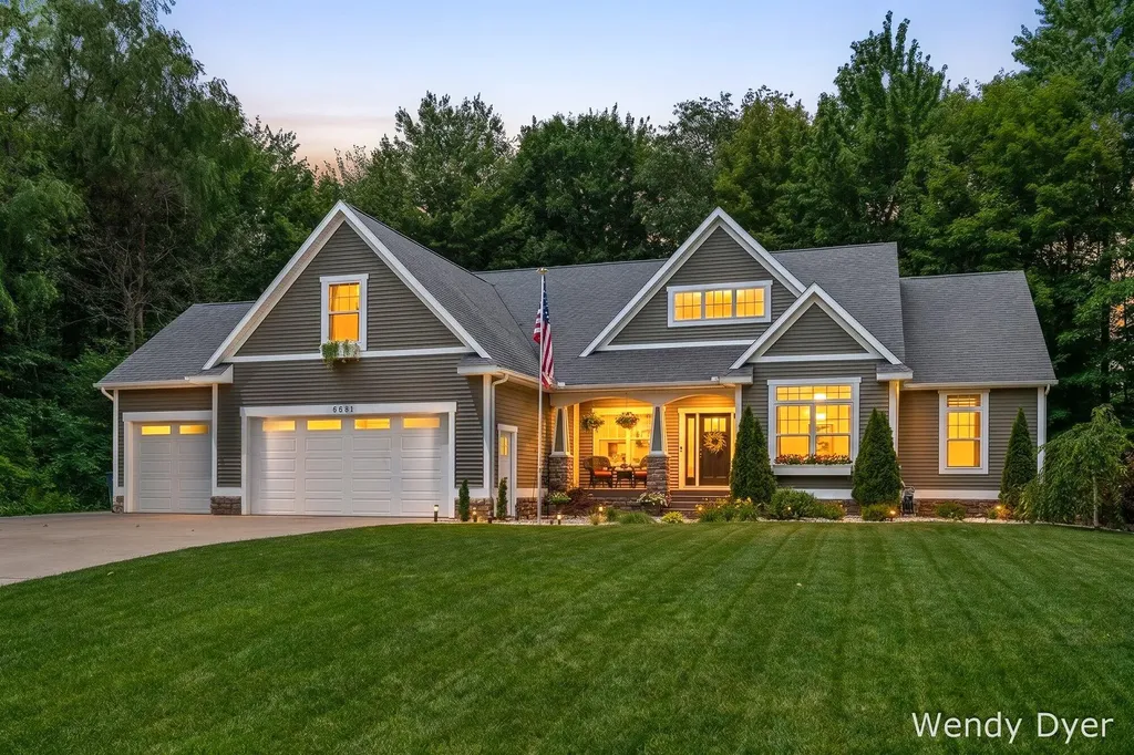 6681 Wood Hollow Court Allendale Charter Township MI 49401