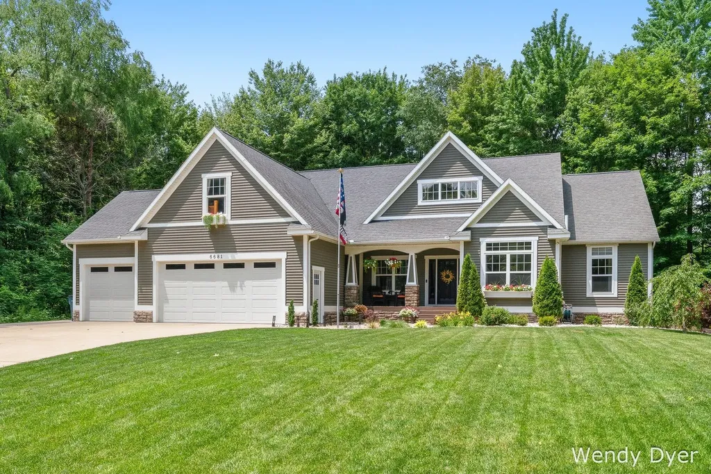 6681 Wood Hollow Court Allendale Charter Township MI 49401