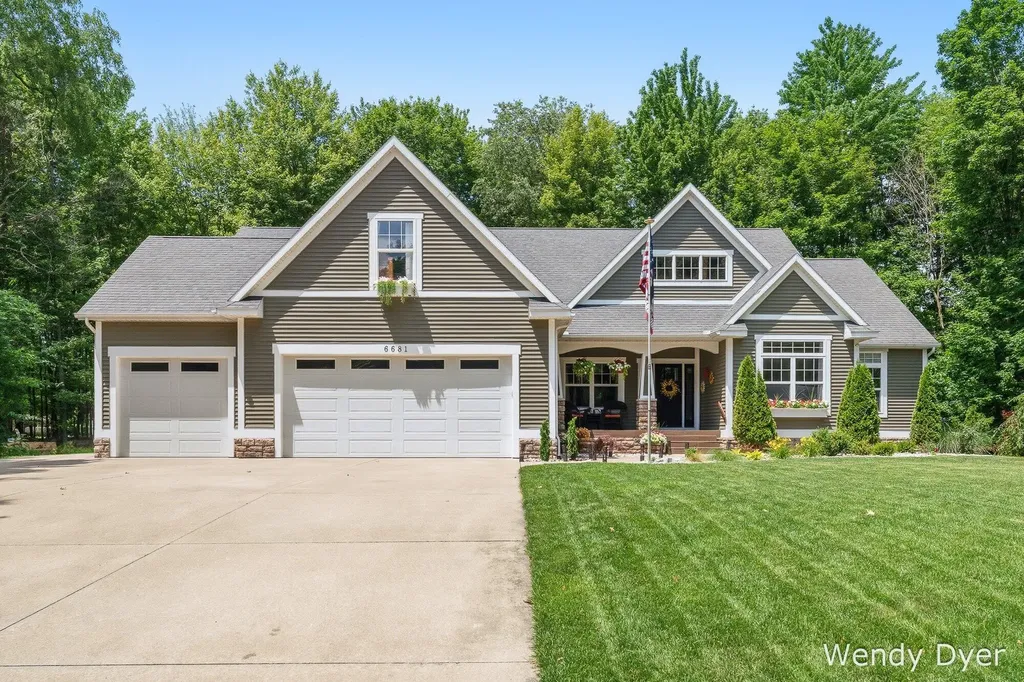 6681 Wood Hollow Court Allendale Charter Township MI 49401